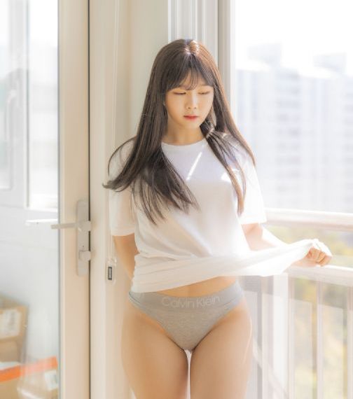 潜行吧奈亚子